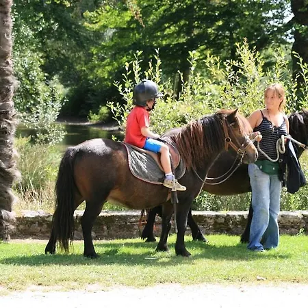 Domaine De L'orangerie De Lanniron Parco vacanze