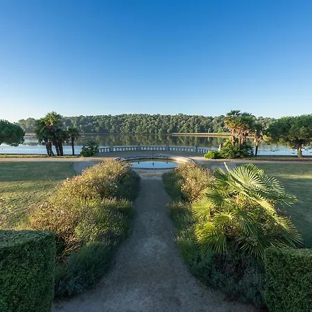 Parco vacanze Domaine De L'orangerie De Lanniron 5*